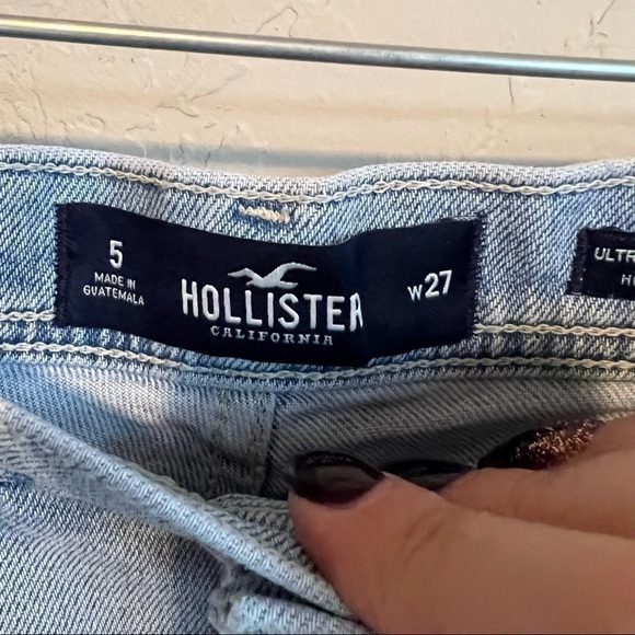 Hollister Ultra High Rise Vintage Distressed Denim Shorts - Picture 10 of 12